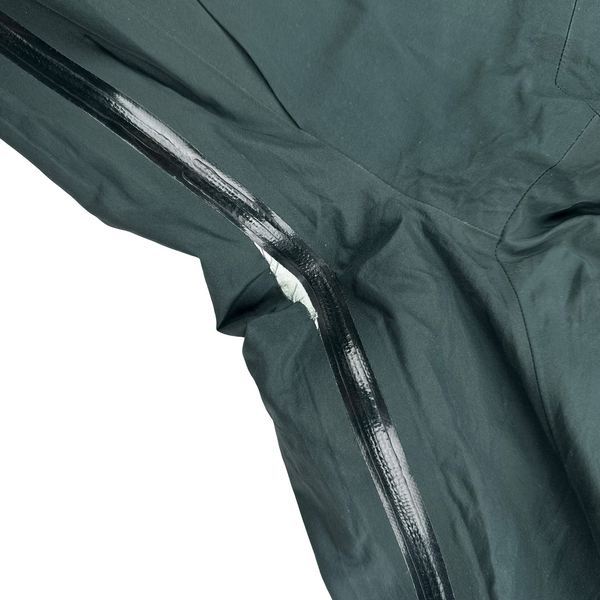 Arcteryx Green Lightweight Gore-tex Pro Zipped Hooded Jacket - Large