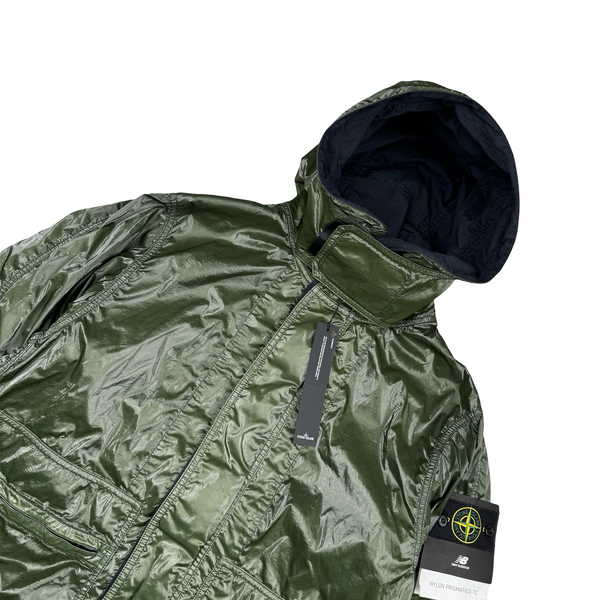 Stone Island x New Balance 2026 Green Nylon Prismatico-TC Zipped Jacket - Medium