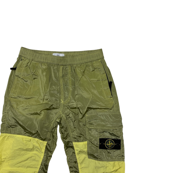 Stone Island 2019 Nylon Metal Rip Stop Cargos - 32"