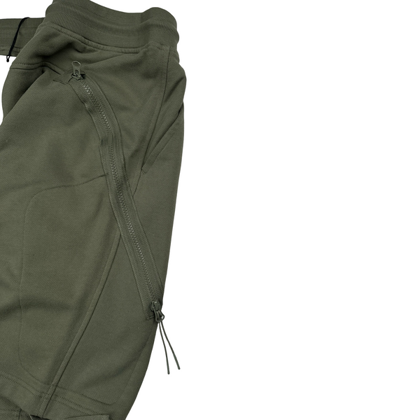 CP Company Khaki Green Cotton Lens Viewer Shorts - Small