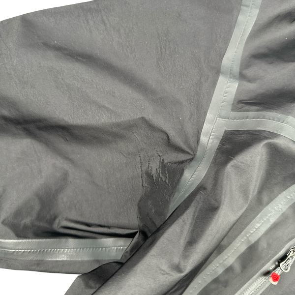 Supreme X North Face Black Spellout Summit Series Waterproof Jacket - XL