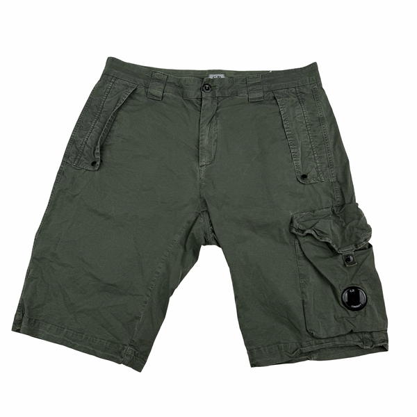 CP Company Sage Green Lens Viewer Cargo Shorts - Medium