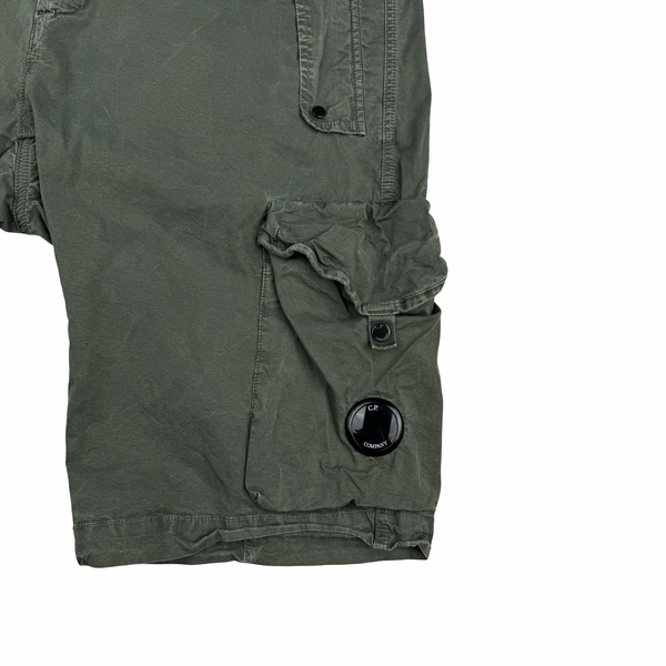 CP Company Sage Green Lens Viewer Cargo Shorts - Medium