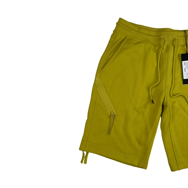 CP Company Green Resist Dyed Cotton Lens Viewer Shorts - Small