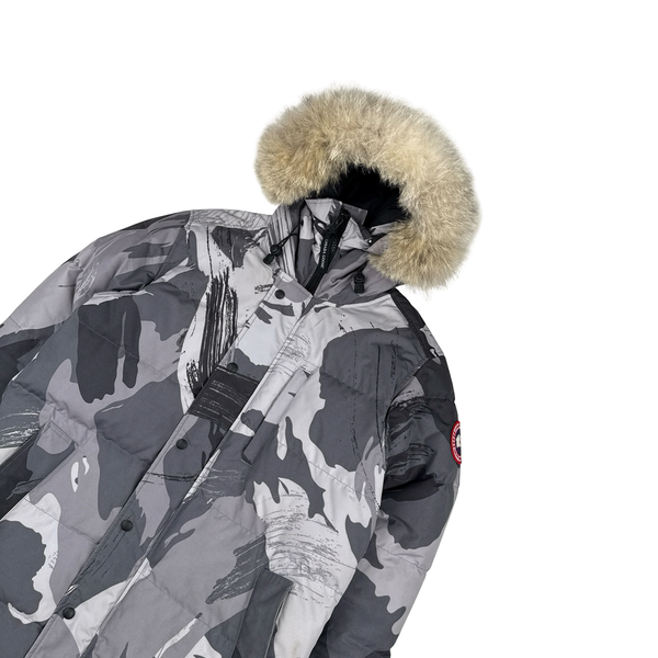 Canada Goose Grey Camo Premium Down Carson Coyote Fur Parka Jacket - Large