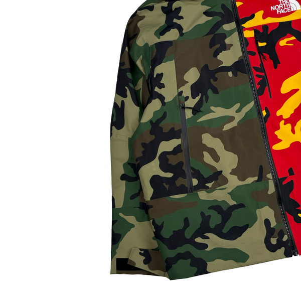 Supreme X North Face Split Camo Spellout Goretex Waterproof Jacket - Large
