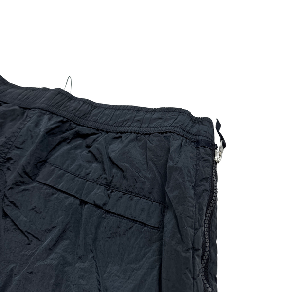 Stone Island 2023 Black Nylon Metal Econyl Shorts - 33"