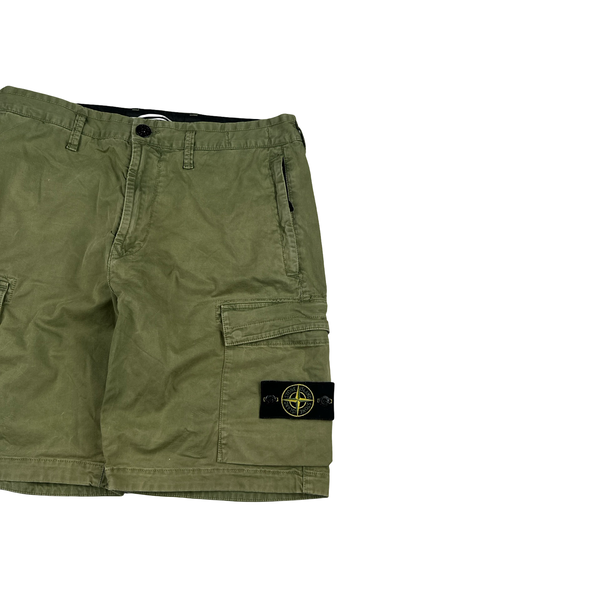 Stone Island 2016 Green Cotton Cargo Shorts - 32"