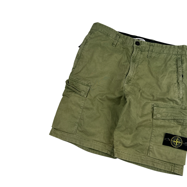 Stone Island 2016 Green Cotton Cargo Shorts - 32"