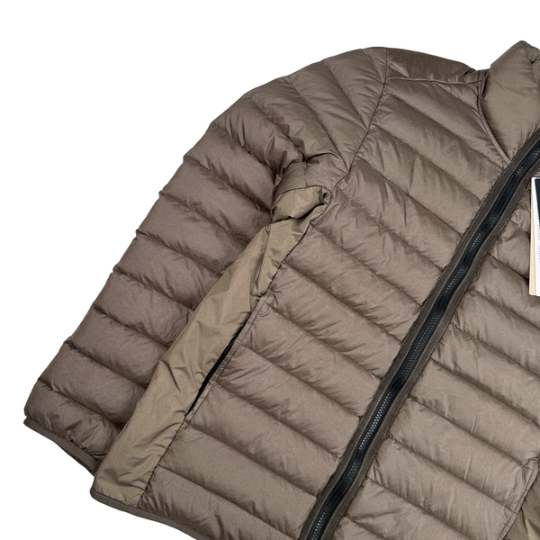Stone Island 2024 Chocolate Loom Woven Chambers R Nylon Down-TC Puffer Jacket - Medium