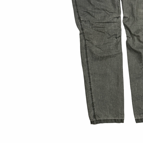 CP Company Grey Ergonomic Fit Cargo Trousers - Medium