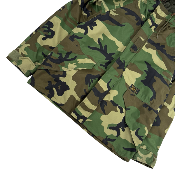 WTAPS Sneak Collection Camo Hooded Jacket - Small (1)