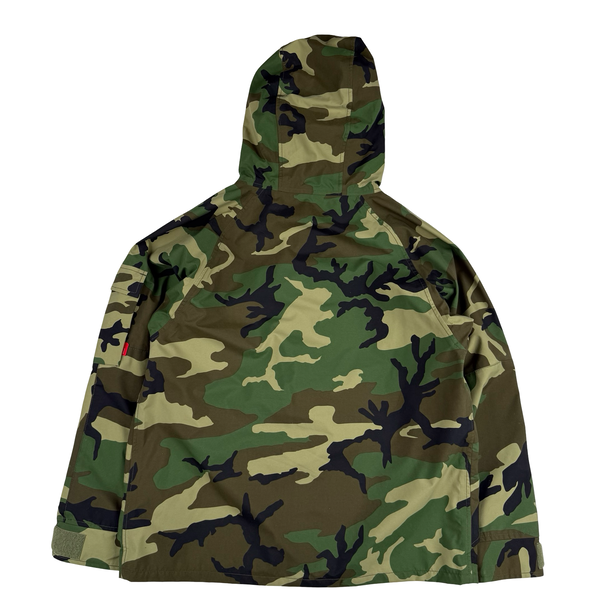 WTAPS Sneak Collection Camo Hooded Jacket - Small (1)