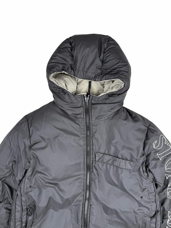 Stone Island 2023 Silver Grey/Black Reversible Nylon Metal Down Centre Badge Puffer Jacket - Medium