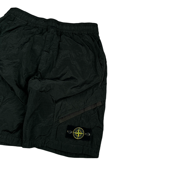 Stone Island 2024 Dark Green Nylon Metal Comfort Fit Shorts - 32"