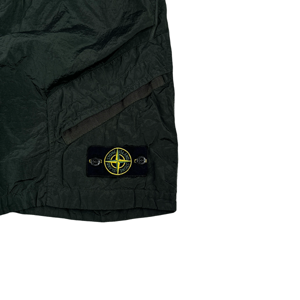 Stone Island 2024 Dark Green Nylon Metal Comfort Fit Shorts - 32"
