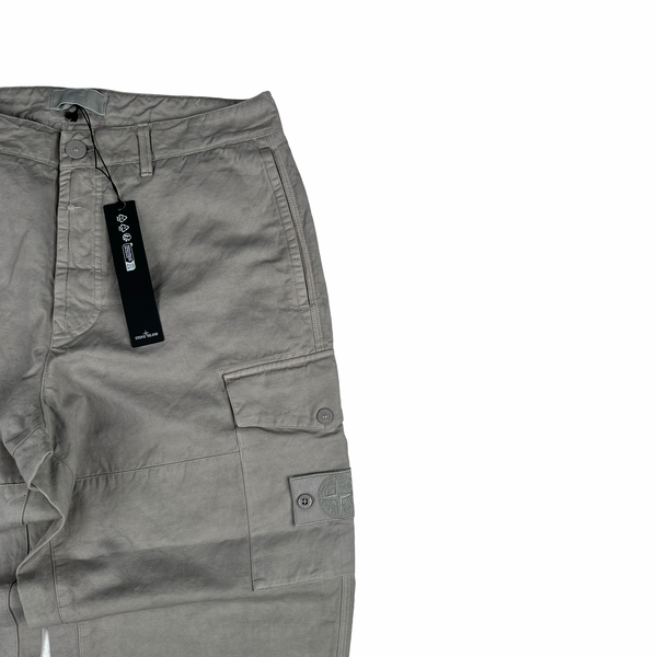 Stone Island 2026 Grey All Weather Cotton Canvas Ghost Cargos Trousers - 32"