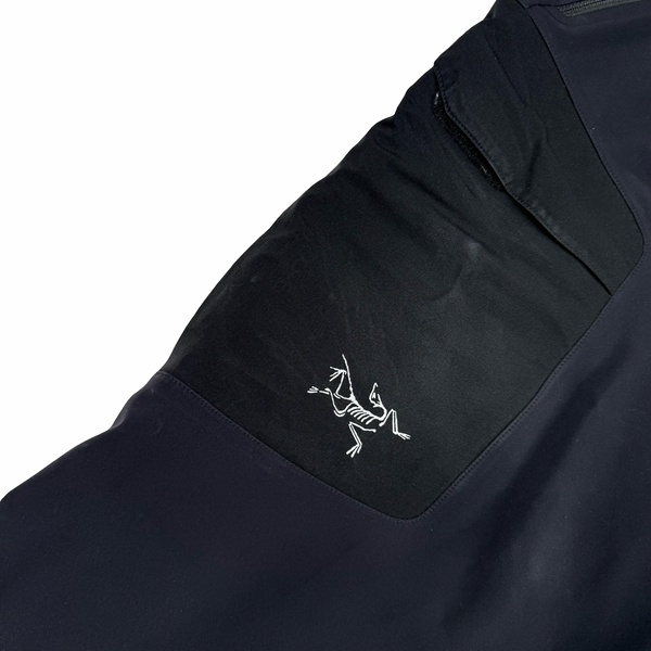 Arcteryx Black Soft Shell Cargo Hiking Trousers - Large