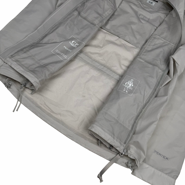 CP Company Pertex Metropolis Light Weight Limestone Jacket - Large