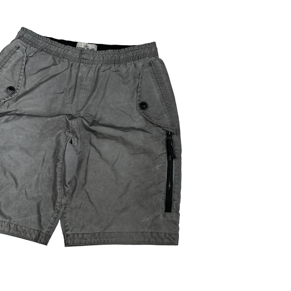 Stone Island 2020 Plated Reflective Multi Pocket Shorts - 30"