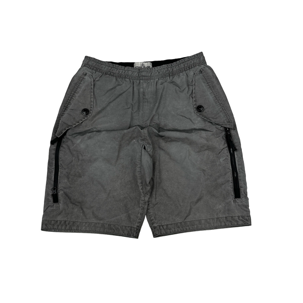 Stone Island 2020 Plated Reflective Multi Pocket Shorts - 30"
