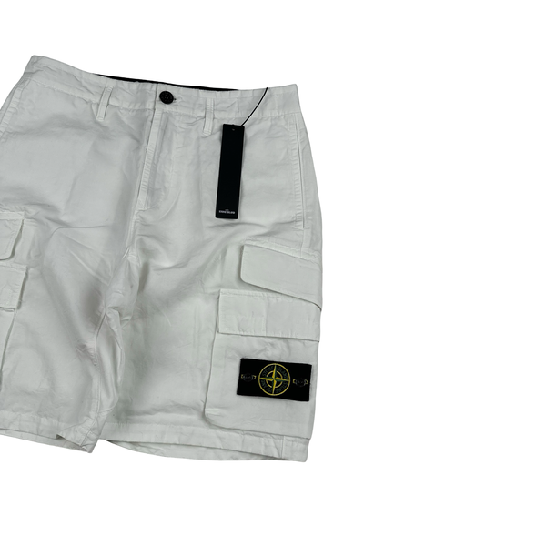 Stone Island 2022 White CO Fit Cargo Shorts - 30"