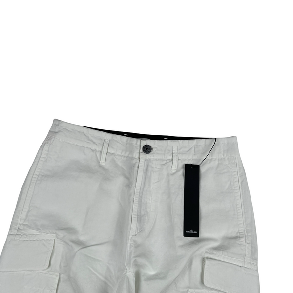Stone Island 2022 White CO Fit Cargo Shorts - 30"