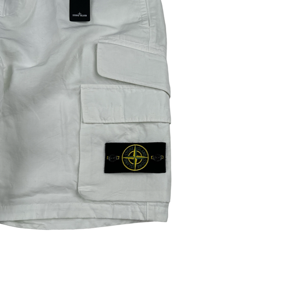 Stone Island 2022 White CO Fit Cargo Shorts - 30"