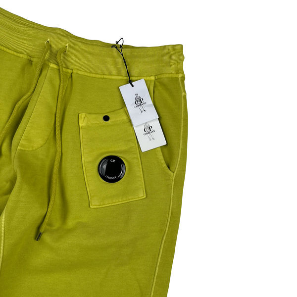 CP Company Green Resist Dyed Cotton Lens Viewer Shorts - Small