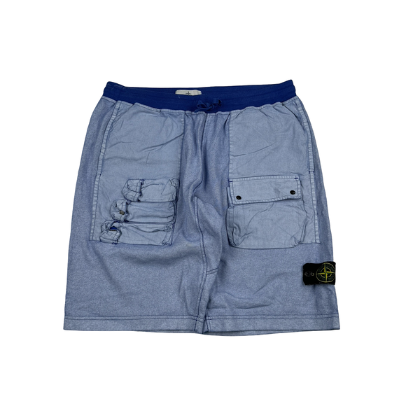 Stone Island Tela Placcata Cargo Shorts - Large