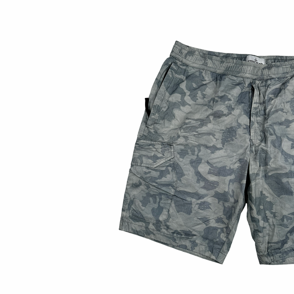 Stone Island 2020 Grey Camo Cargo Shorts - 34"