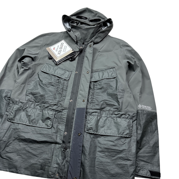 CP Company Grey Gore-Tex Infinium Waterproof Goggle Jacket - Large