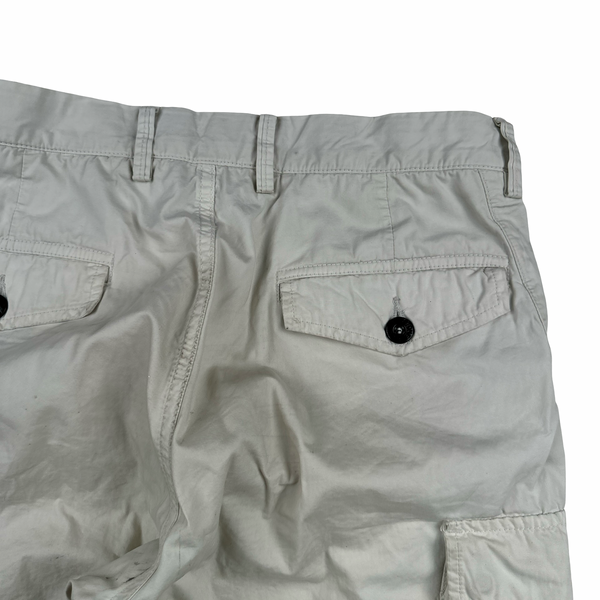 Stone Island White Cotton Cargo Shorts - 31"
