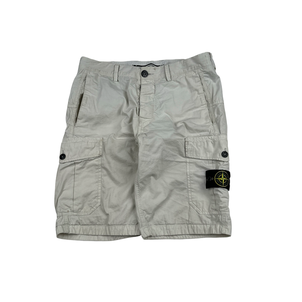 Stone Island White Cotton Cargo Shorts - 31"
