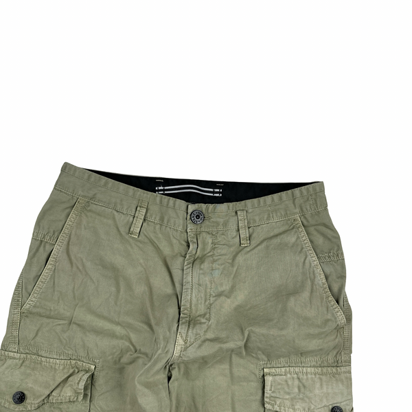 Stone Island 2019 Green Slim Fit Cargo Shorts - 29"