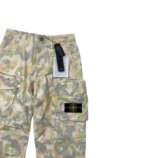 Stone Island x Supreme 2022 Ice Camo Cargo Trousers - 30"