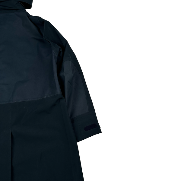 Stone Island Tank Shield Ghost Raincoat - Small