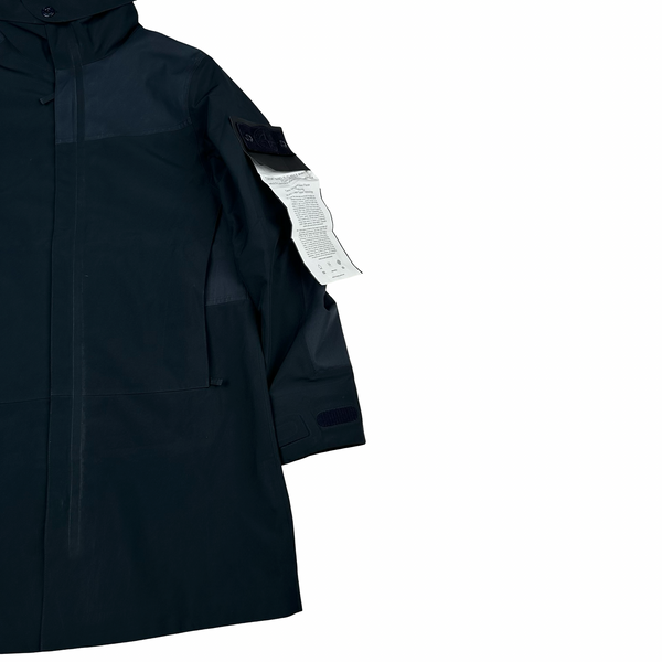 Stone Island Tank Shield Ghost Raincoat - Small
