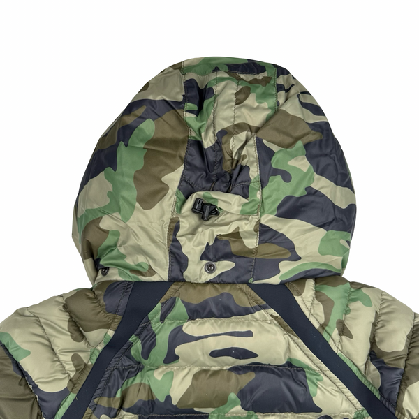 Canada Goose Camo Down Filled Hooded Puffer Jacket - Medium
