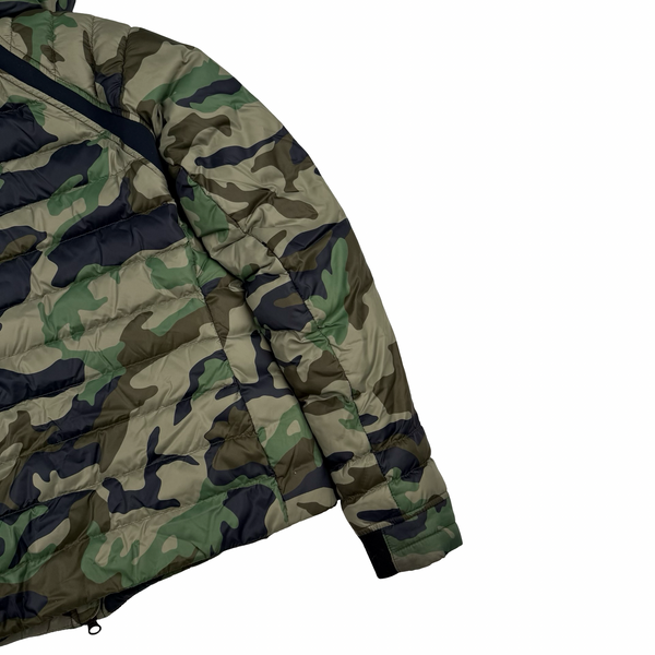 Canada Goose Camo Down Filled Hooded Puffer Jacket - Medium