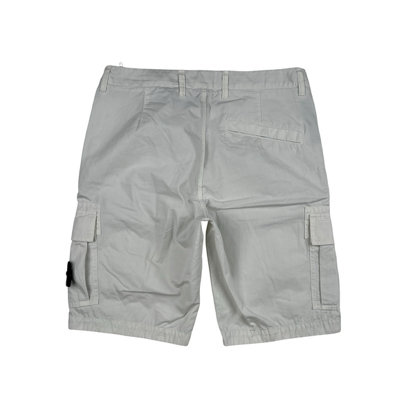 Stone Island 2022 White Slim Fit Cargo Shorts - 31"