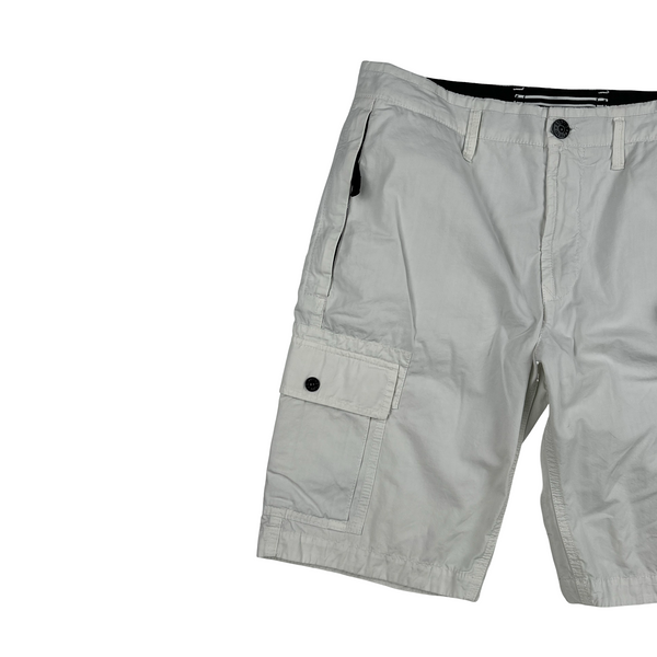 Stone Island 2022 White Slim Fit Cargo Shorts - 31"