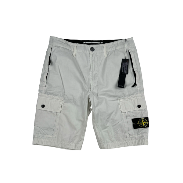 Stone Island 2022 White Slim Fit Cargo Shorts - 31"