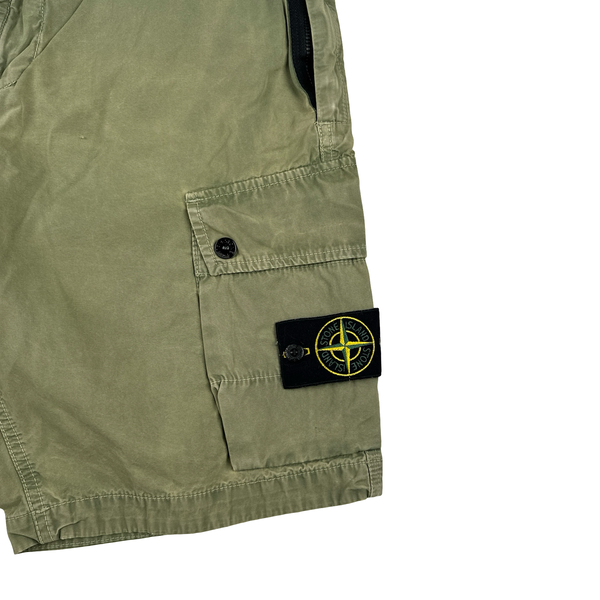 Stone Island 2018 Faded Sage Green Cargo Shorts - 34"