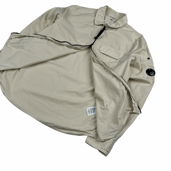 CP Company Cream Zipped Cotton Lens View Overshirt - Large