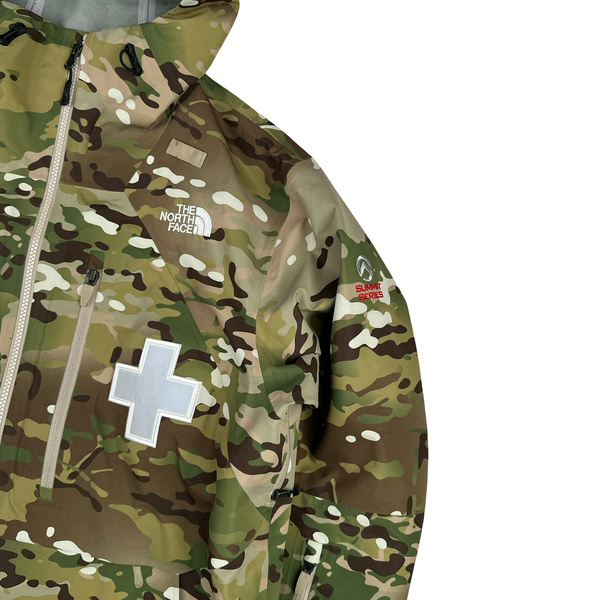 Supreme X North Face Camo Spellout Summit Series Waterproof Jacket - Medium