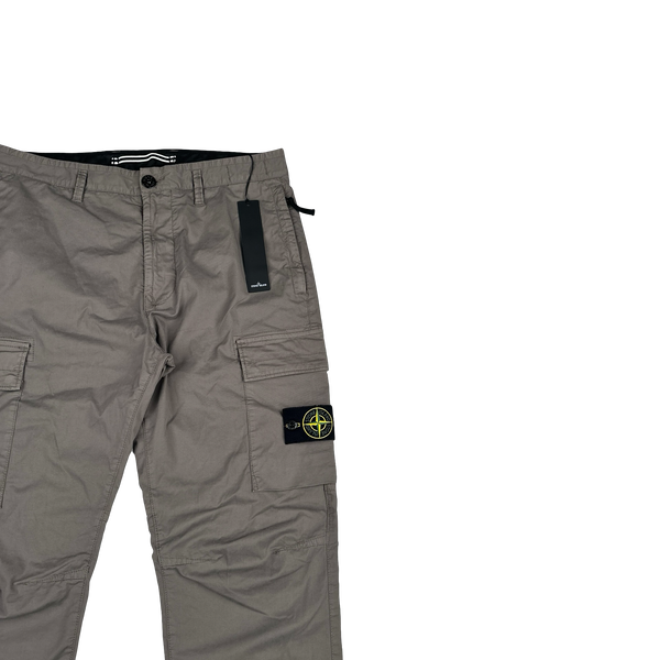 Stone Island 2024 Taupe Regular Fit Cargos - 31"