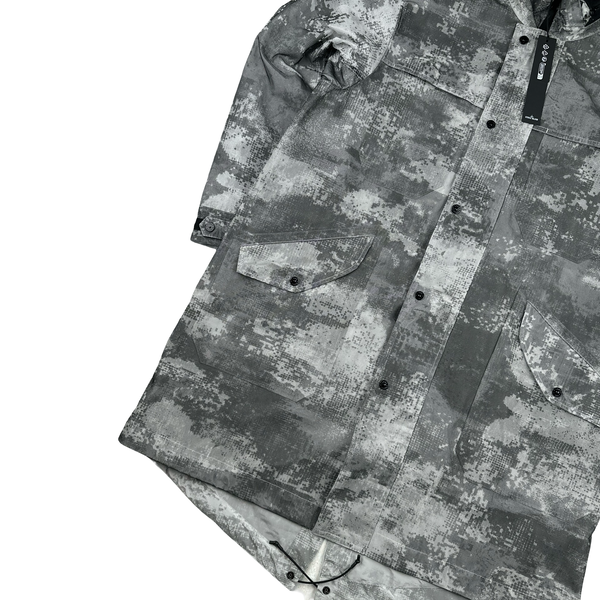 Stone Island 2024 Dissolving Grid Camo Mesh Reflective Nylon Jacket - Medium - Large