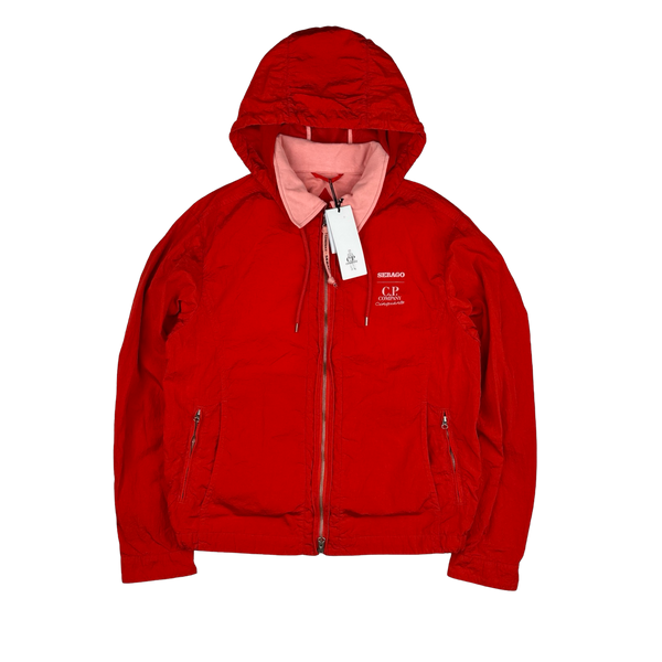 cp company sebago ナイロンブルゾン CP Company X Sebago Red Nylon Cotton Lined Collared Jacket - Small