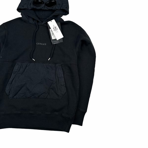 CP Company x Palace Black Spellout Goggle Hoodie - Large - XS